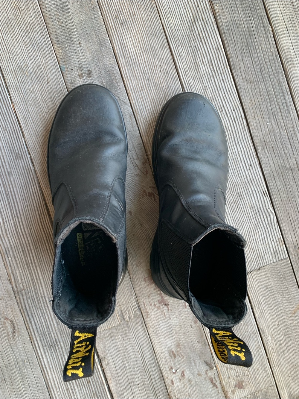 Dr Martens Unisex Embury Leather Chelsea Boot, US Size 8 Men, 9 Women lite wear - Picture 3 of 8